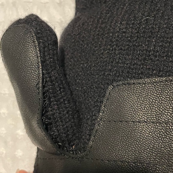 Ugg knit flip mittens - Picture 7 of 10